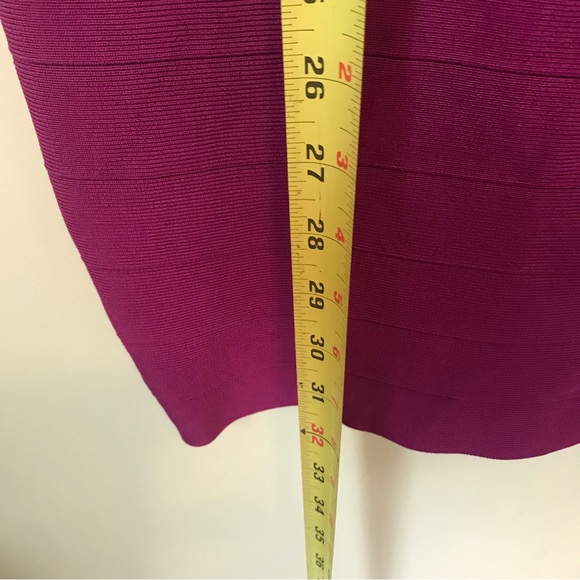 Guess Chevron Mirage Bandage Dress Bodycon V-Neck Mini Stretch Sleeveless Sexy - Picture 16 of 16